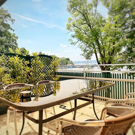 Seespitz Gaestehaus فندق هيرشينج ام امرسي