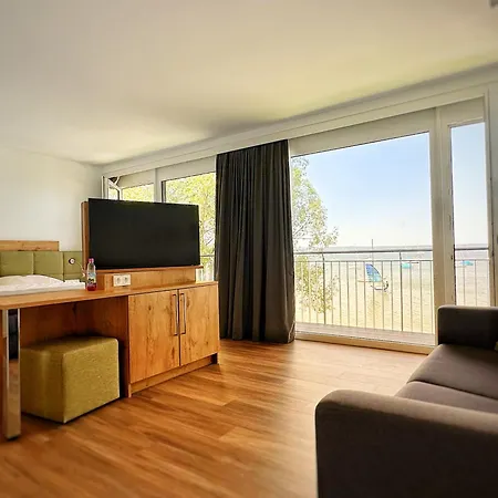 Seespitz Gaestehaus 3* هيرشينج ام امرسي