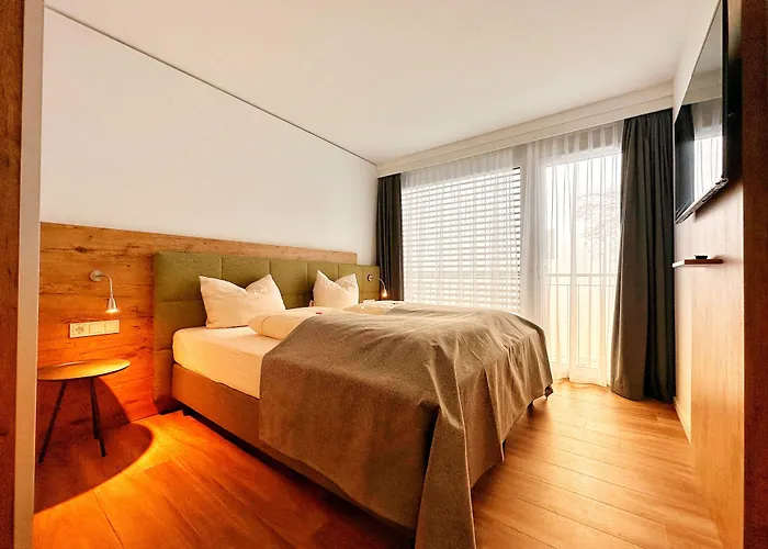 Hotel Seespitz Gaestehaus 3*